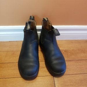 Blundstones